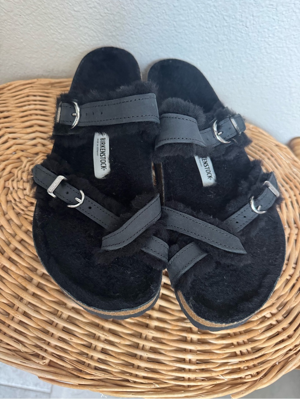 Birkenstock Black Shearling Strap Sandals size 39